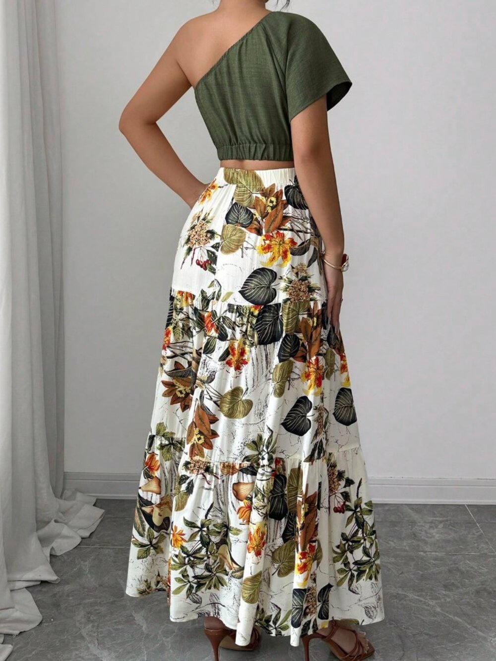 Multicolor Boho Women's Crop Blouse And Ruffle Hem Skirt Two Piece Set - Picture 2 of 6